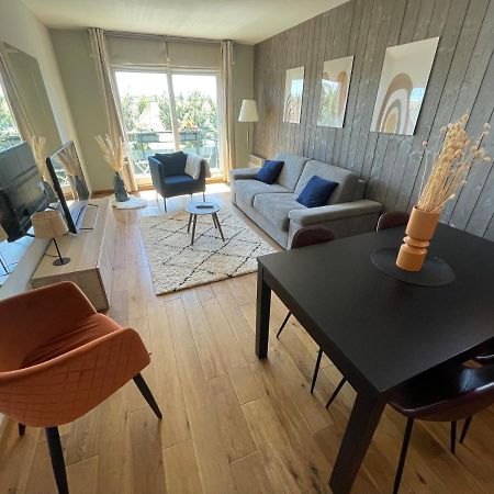 Mizar, Joli Appt Renove Avec Parking Et Balcon Apartman Courseulles-sur-Mer Kültér fotó